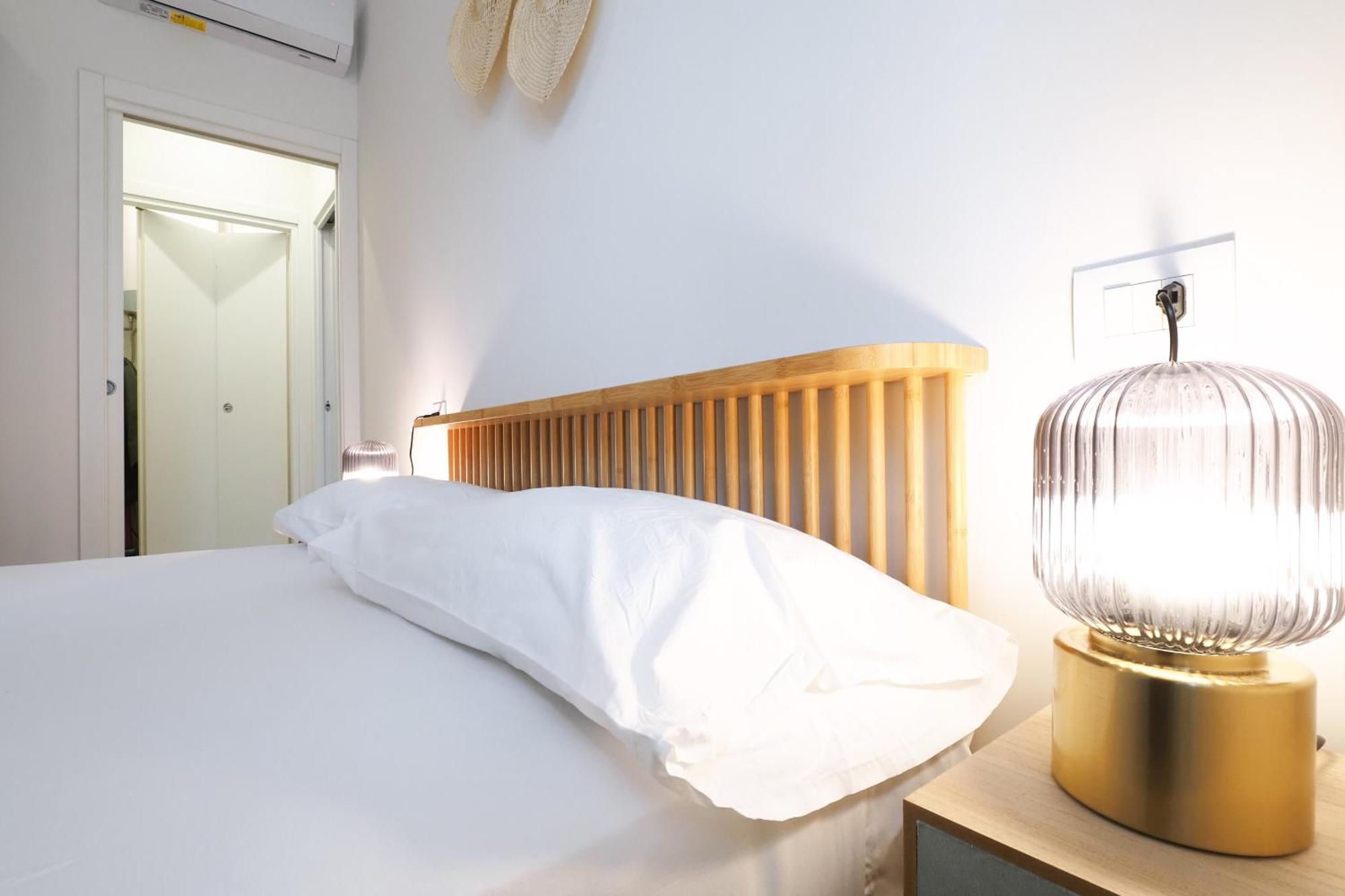 Mila Apartments Fiera Милан Экстерьер фото